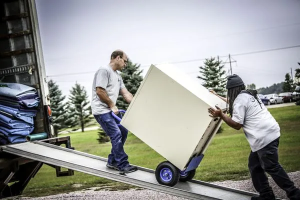 Advanced Moving