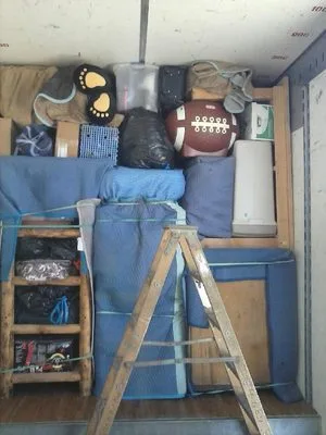 Greens Moving And Storage INC